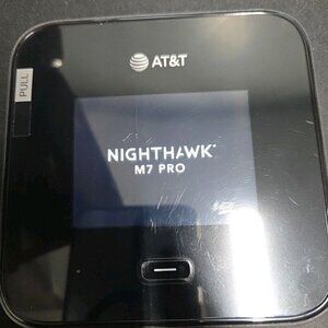 NETGEAR Nighthawk M7 Pro MR7400 AT&T 5G Wi-Fi 7 Mobile Hotspot Router